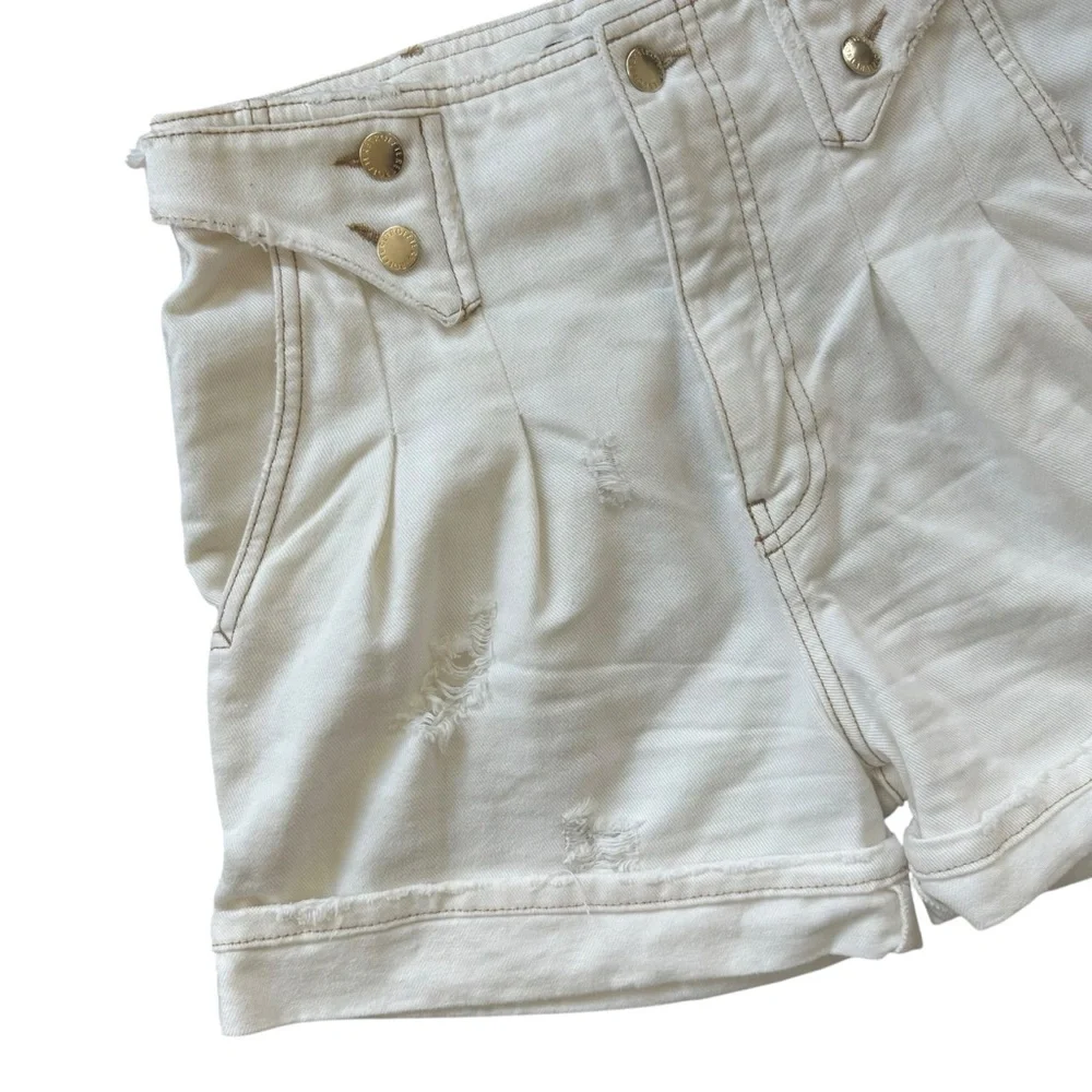 Retrofete Cream Cotton Buckle Back Distressed High Rise Shorts Trixie Size 25